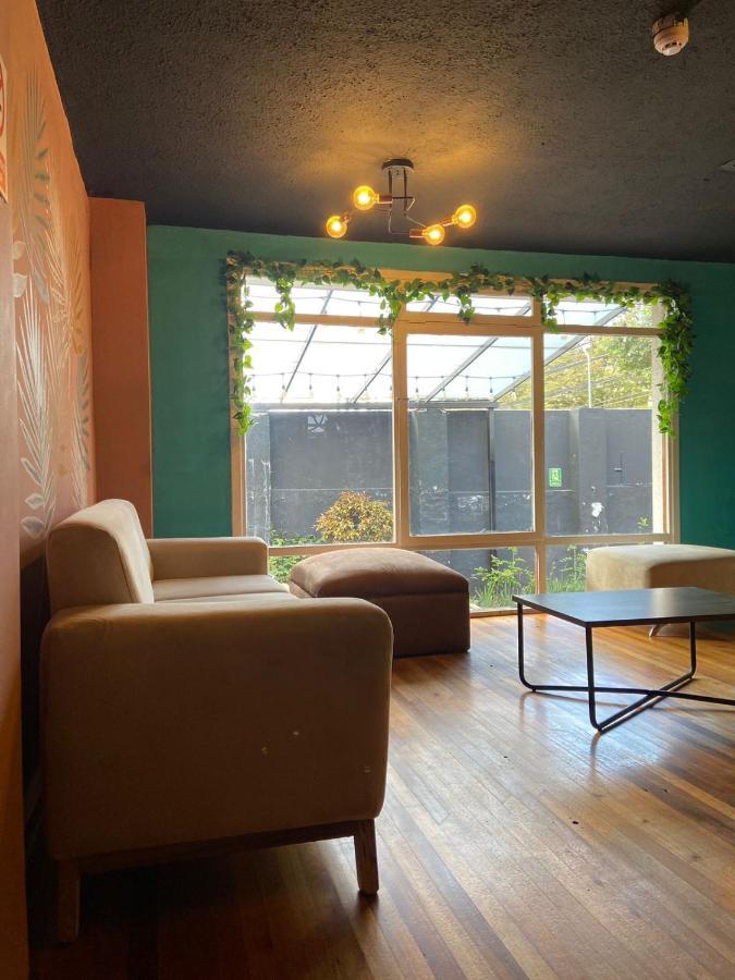 Hostel Blue House La Floresta Quito